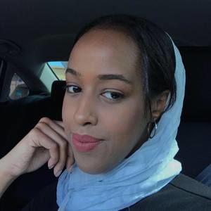 Meet your Posher, Amina